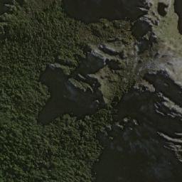 Satellite imagery of Geeves Bluff, AU