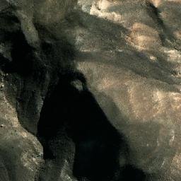 Satellite imagery of Cerro León, AR