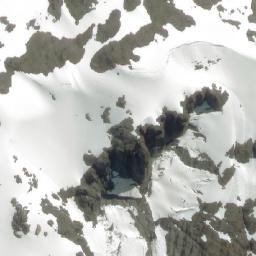 Satellite imagery of Cerro Cuatro Pirámides, CL