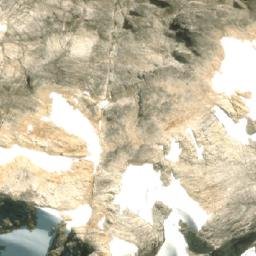 Satellite imagery of Cerro Enredaderas, CL