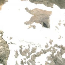 Satellite imagery of Cerro Enredaderas, CL