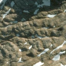 Satellite imagery of Cerro Enredaderas, CL