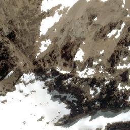 Satellite imagery of Cerro Central, AR