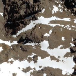 Satellite imagery of Cerro Central, AR