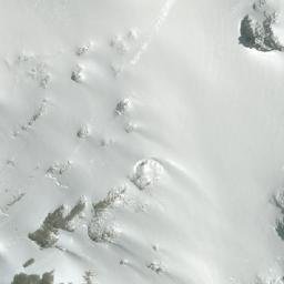 Satellite imagery of Cerro Barros Luco, CL