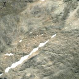 Satellite imagery of Cumbre Lisa, CL