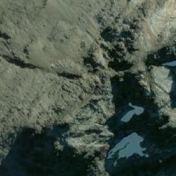 Satellite imagery of Cerro Medio, CL
