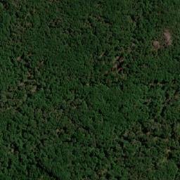 Satellite imagery of Loma Cáceres, CL