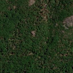 Satellite imagery of Loma Cáceres, CL