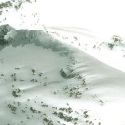 Satellite imagery of Cerro El Portón, CL