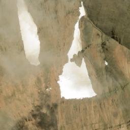 Satellite imagery of Cerro Katterfeld, AR