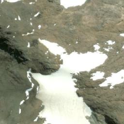 Satellite imagery of Cerro La Mortaja, CL