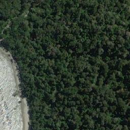 Satellite imagery of Punta Refugio, CL