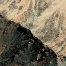 Satellite imagery of Cerro Pirámide, CL