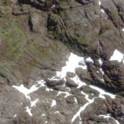 Satellite imagery of Cerro Montura, CL