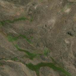 Satellite imagery of Cerro Riscos del León, AR