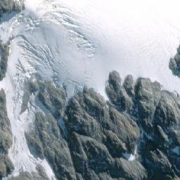 Satellite imagery of Cerro Piña, CL