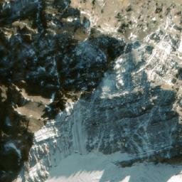 Satellite imagery of Pico Triangular Sur, AR