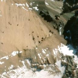 Satellite imagery of Pico Triangular Sur, AR