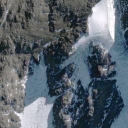 Satellite imagery of Cerro Risco Largo, CL