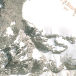 Satellite imagery of Cerro Tres Picos, CL