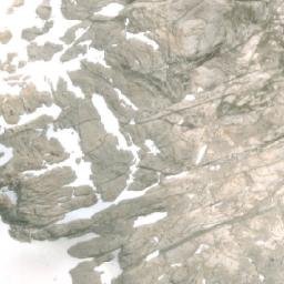 Satellite imagery of Cerro Tres Picos, CL