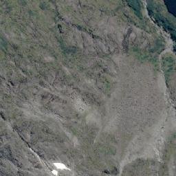 Satellite imagery of Cerro Riscos Feos, CL