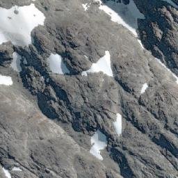 Satellite imagery of Cerro Riscos Feos, CL