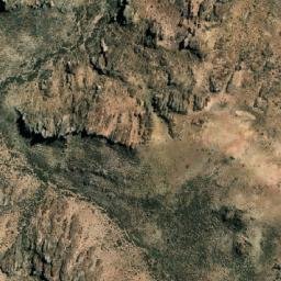 Satellite imagery of Cerro de Armando, AR