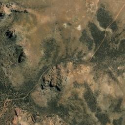 Satellite imagery of Cerro de Armando, AR