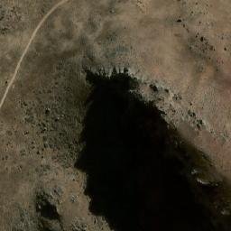 Satellite imagery of Cerro Poivre, AR