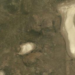 Satellite imagery of Cuatro Cerros, AR