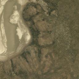 Satellite imagery of Cuatro Cerros, AR