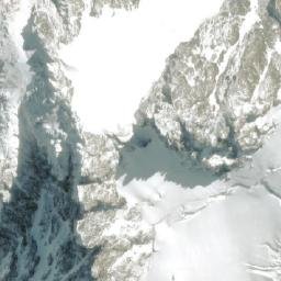 Satellite imagery of Cerro Mayer, AR