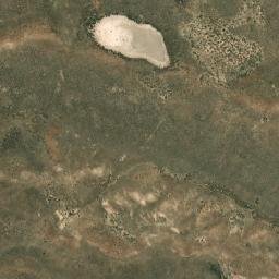 Satellite imagery of Cerro León, AR