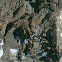 Satellite imagery of Cerro Alesna, CL