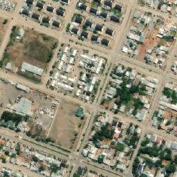 Satellite imagery of Cerro León, AR