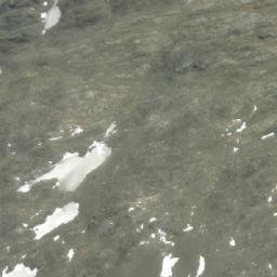 Satellite imagery of Paso El Bruna, CL