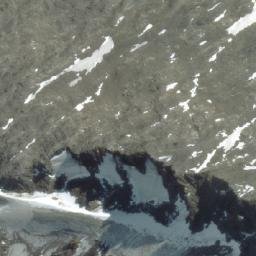 Satellite imagery of Paso El Bruna, CL