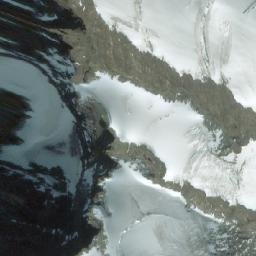 Satellite imagery of Cerro Crestón, AR