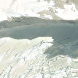 Satellite imagery of Torre de la Medialuna, AR