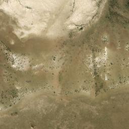 Satellite imagery of Loma Manantial, AR
