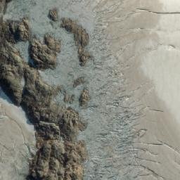 Satellite imagery of Cerro Yumil, AR