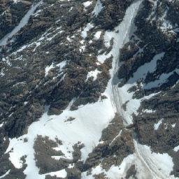 Satellite imagery of Cerro Peineta, AR