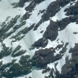 Satellite imagery of Cerro Peineta, AR