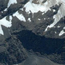 Satellite imagery of Cerro Peineta, AR