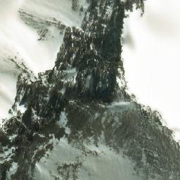 Satellite imagery of Monumento Moore, CL