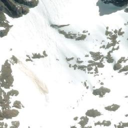 Satellite imagery of Cerro El Volcán, CL