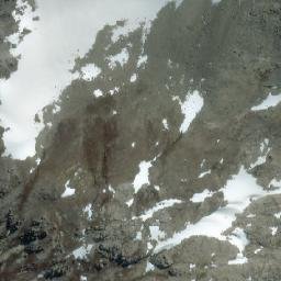 Satellite imagery of Cerro Siete de Noviembre, CL