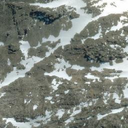 Satellite imagery of Cerro Siete de Noviembre, CL